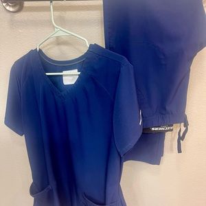 Large Skechers scrub set navy blue